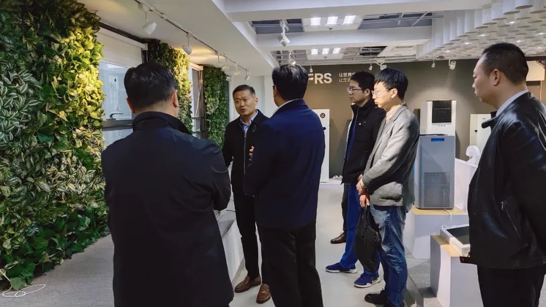 640 3).png 640 3).png